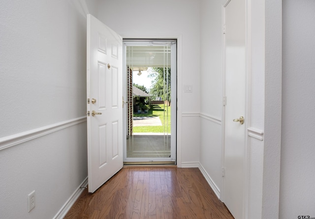 1521 Rice Rd Unit E105, Tyler, TX 75703 - entryway with wood finished floors and baseboards