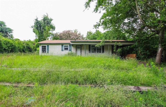 100 Mills St, Arp, TX 75750 - view of front of home