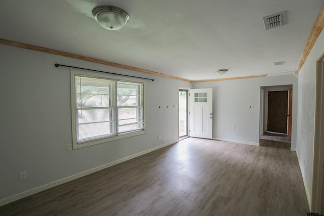 100 Mills St, Arp, TX 75750 - unfurnished room featuring wood finished floors and baseboards
