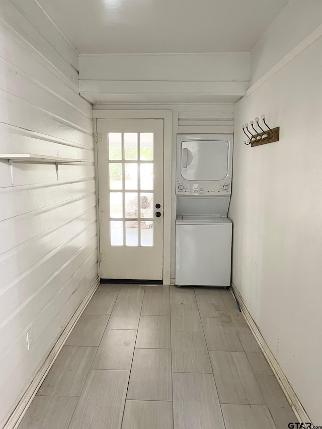 1106 E Redbud, Crockett, TX 75835 - laundry room with stacked washer and clothes dryer