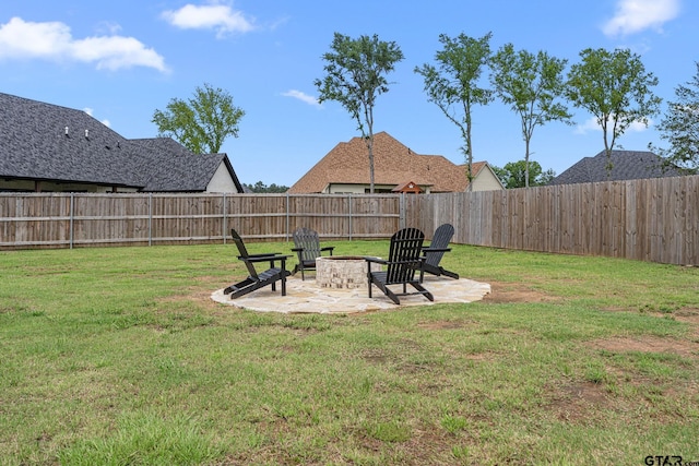 12293 Harlon St, Flint, TX 75762 - fenced backyard featuring a patio