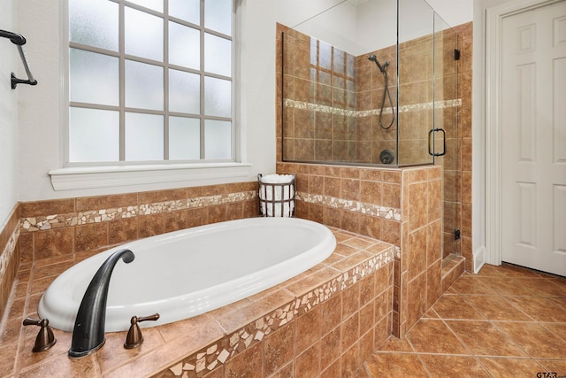 1940 Stonehill Dr, Tyler, TX 75703 - full bath featuring a shower stall and a bath