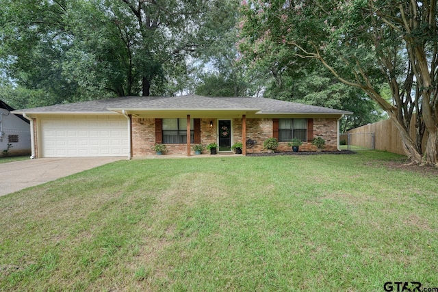 902 Peggy Dr, Whitehouse, TX 75791 - photo 1