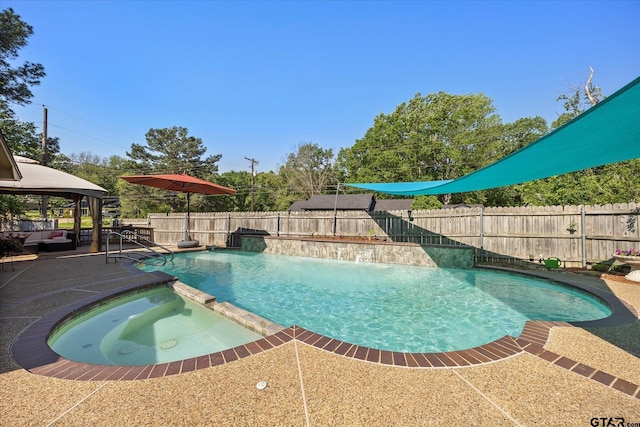 223 Guadalupe Dr, Athens, TX 75751 - view of pool with a pool with connected hot tub, a fenced backyard, and a patio