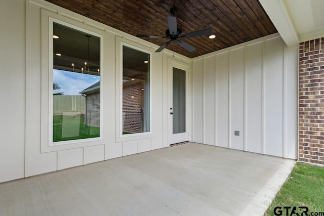 7201 Rolling Acres, Tyler, TX 75707 - view of patio / terrace with a ceiling fan