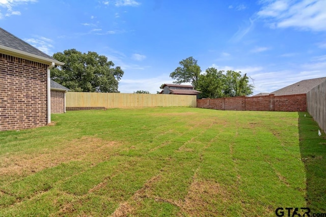 7201 Rolling Acres, Tyler, TX 75707 - view of yard