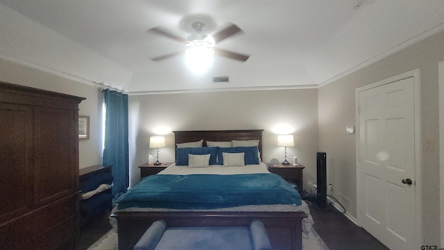3802 Allendale Dr, Tyler, TX 75701 - bedroom with ceiling fan and baseboards