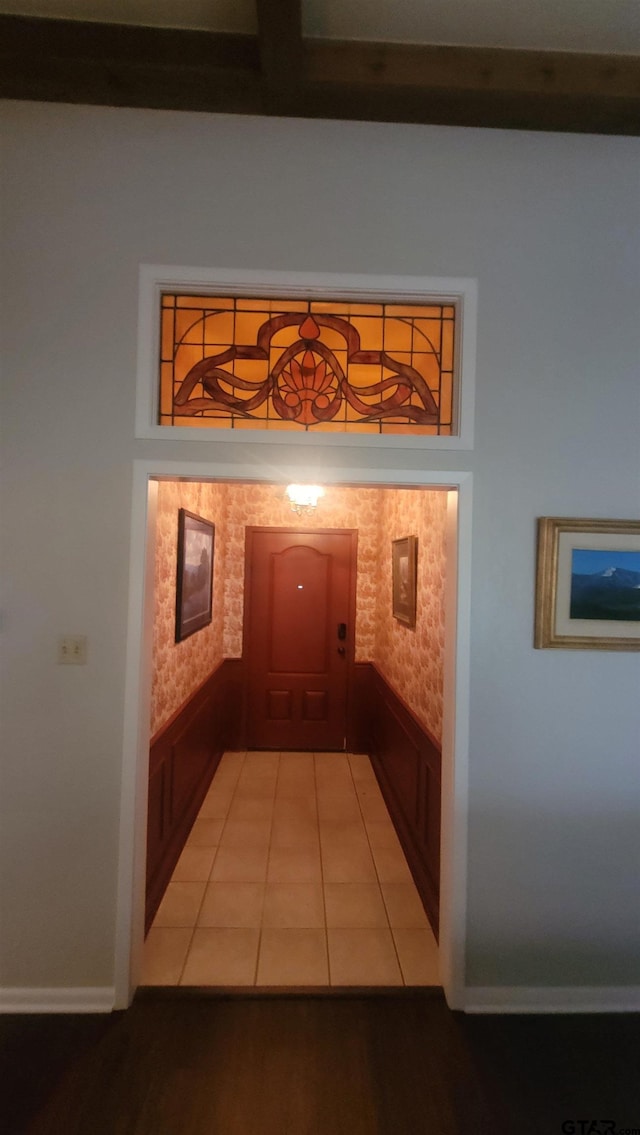 3802 Allendale Dr, Tyler, TX 75701 - corridor with wallpapered walls and baseboards