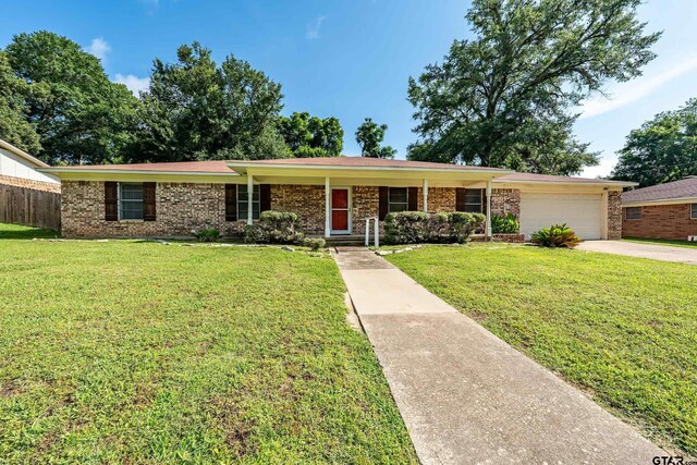 2002 Pinedale St, Jacksonville, TX 75766 - photo 32