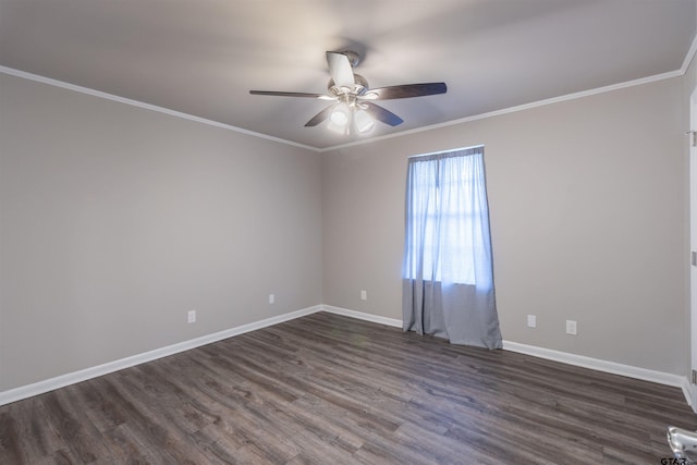 empty room with ceiling fan, dark wood-style floors, baseboards, and ornamental molding