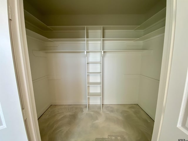 view of walk in closet