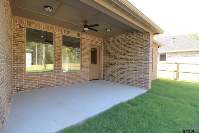 view of patio featuring ceiling fan