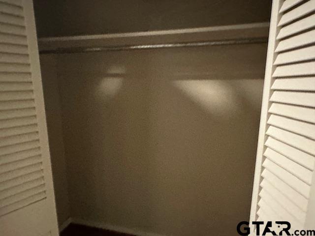 504 Mt Sylvan, Lindale, TX 75771 - view of closet