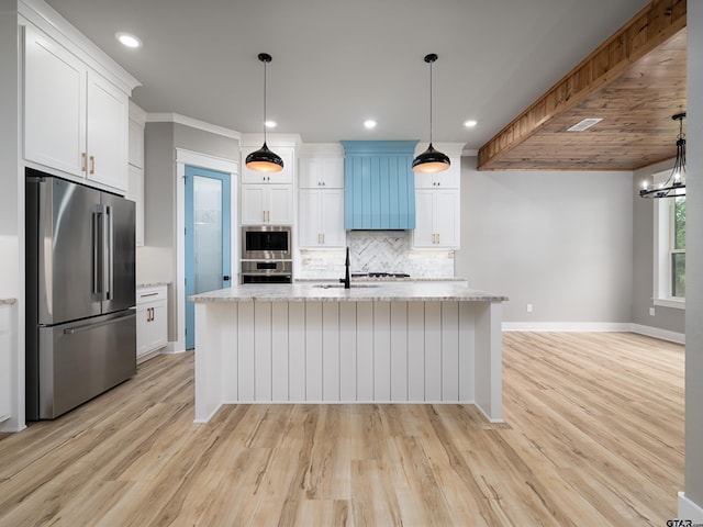 328 Heritage Way, Bullard, TX 75757 - kitchen featuring stainless steel appliances, a sink, backsplash, light wood-type flooring, and recessed lighting