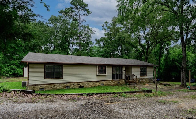 16850 Rainbow Ridge Cir, Tyler, TX 75707 - ranch-style house featuring crawl space