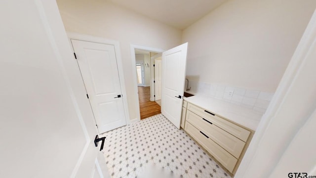 8016 Crooked Trl, Tyler, TX 75703 - washroom with light floors