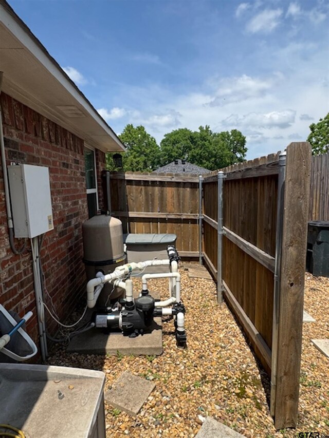 306 Cameron St, Whitehouse, TX 75791 - view of yard