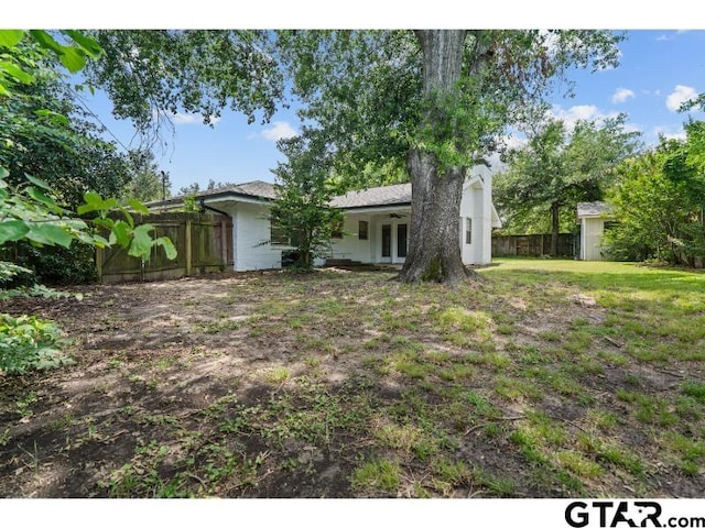 1812 Montrose Dr, Tyler, TX 75701 - view of yard with a ceiling fan