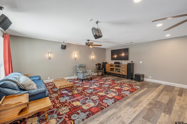 106 Forest S Dr, Whitehouse, TX 75791 - living area featuring ceiling fan, wood finished floors, baseboards, and recessed lighting