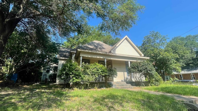 view of front of house featuring a porch