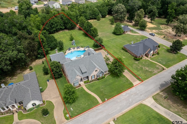 523 Southcreek Dr, Chandler, TX 75758 - aerial overview of property's location featuring property boundaries highlighted and a pool