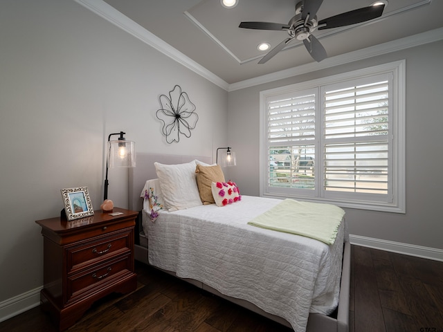 bedroom with dark wood-style floors, crown molding, recessed lighting, a ceiling fan, and baseboards