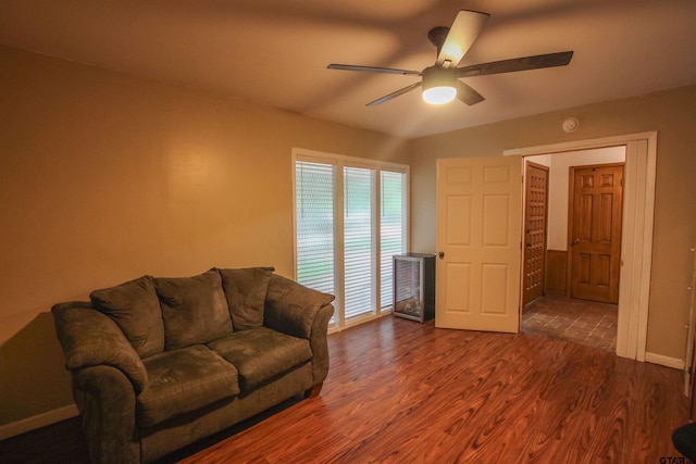 903 Kelly St, Jacksonville, TX 75766 - photo 4