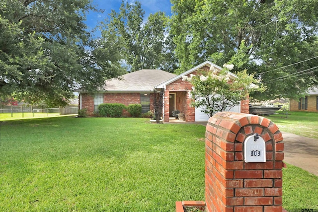 809 Willowcreek Dr, Jacksonville, TX 75766 - photo 2
