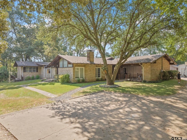 Listing photo 2 for 609 Daingerfield, Pittsburg TX 75686