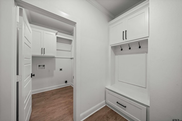 21488 Forest Pl, Flint, TX 75762 - mudroom featuring crown molding and dark wood-style flooring