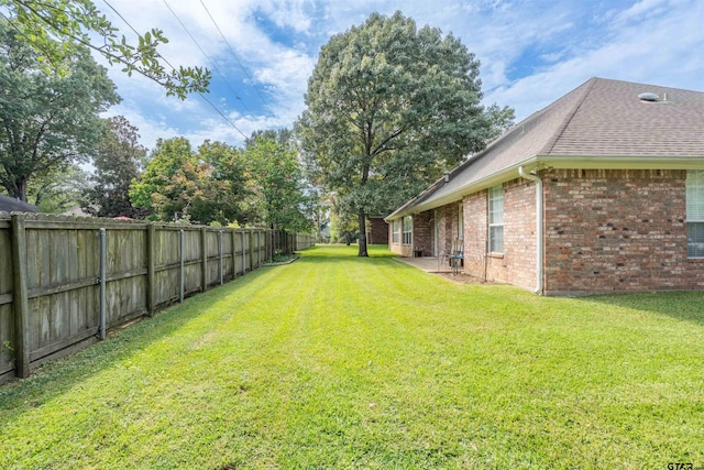 view of yard with a patio area