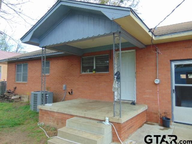 717 Dallas St, Jacksonville, TX 75766 - photo 3