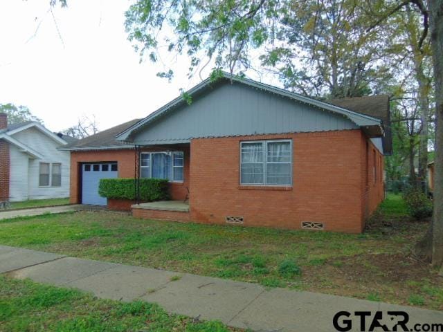 717 Dallas St, Jacksonville, TX 75766 - photo 2