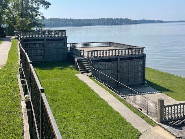 view of yard with a water view