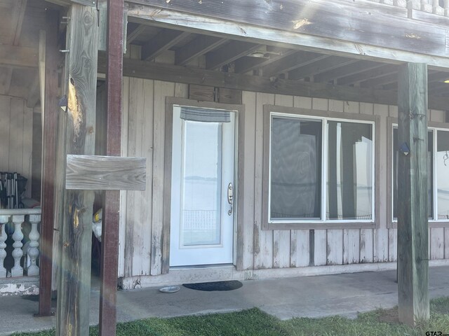 464 Forest Hills Dr, Livingston, TX 77351 - view of property entrance