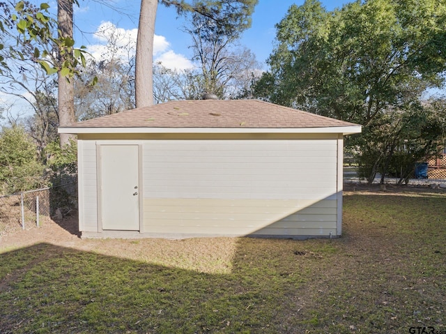 exterior space featuring a yard