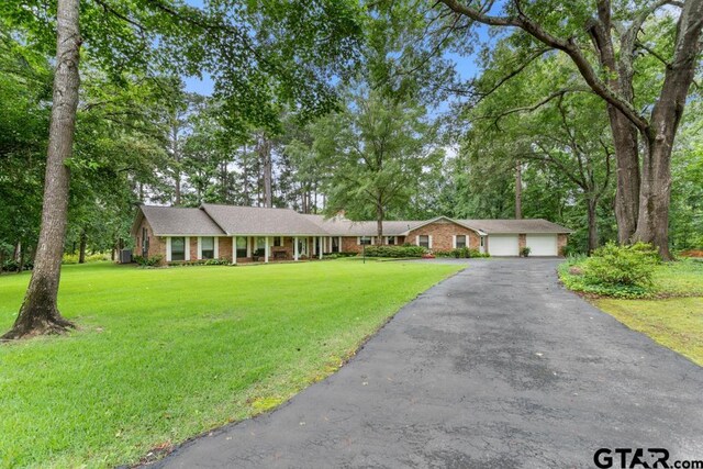 4930 W Twin Lakes Dr, Tyler, TX 75704 - photo 1