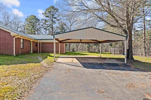 exterior space featuring a lawn