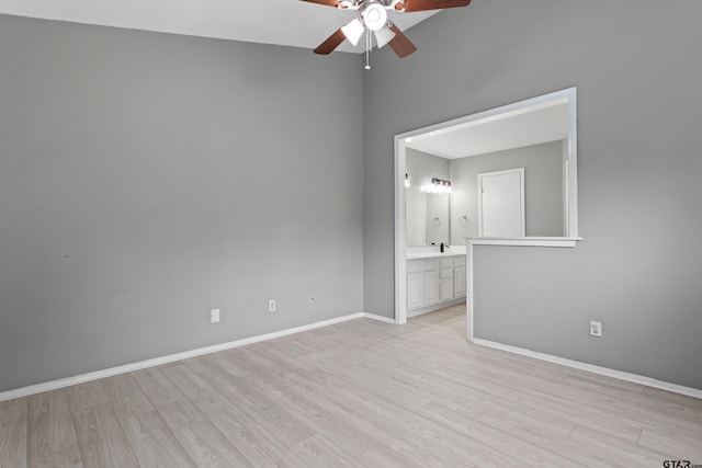 unfurnished room with light hardwood / wood-style floors and ceiling fan