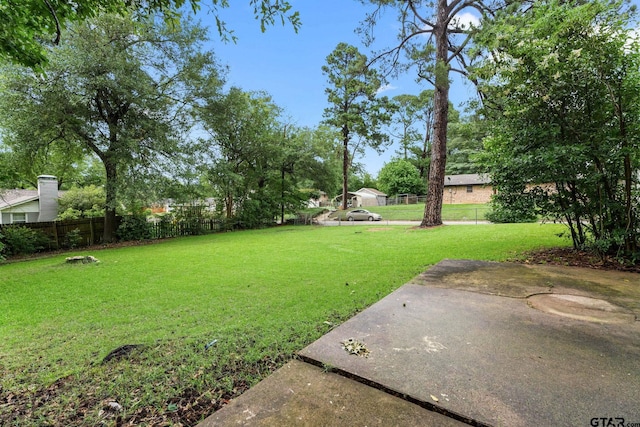 708 E Barbara St, Tyler, TX 75701 - view of yard featuring a patio area