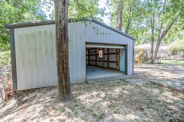 view of detached garage