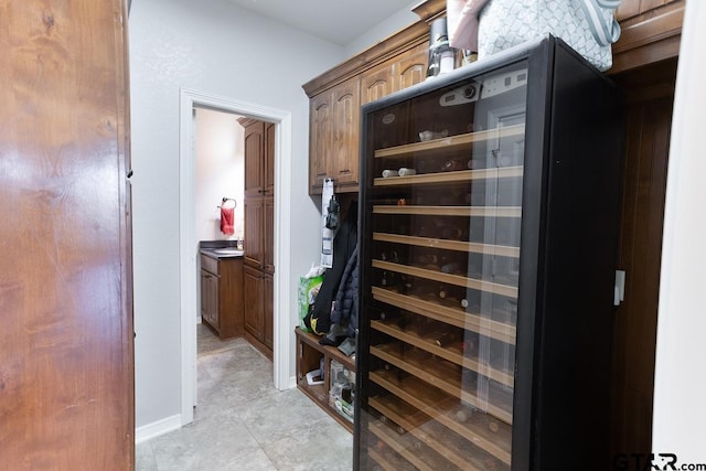 521 Susie St, Chandler, TX 75758 - hallway with wine cooler and baseboards