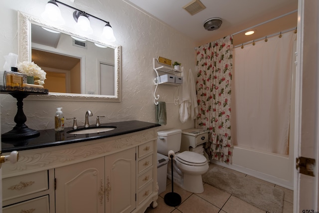 506 S King Lake Rd, Scroggins, TX 75480 - bathroom featuring toilet, vanity, a textured wall, tile patterned floors, and shower / bath combo with shower curtain