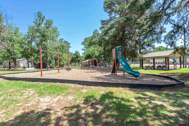 506 S King Lake Rd, Scroggins, TX 75480 - community play area featuring a gazebo