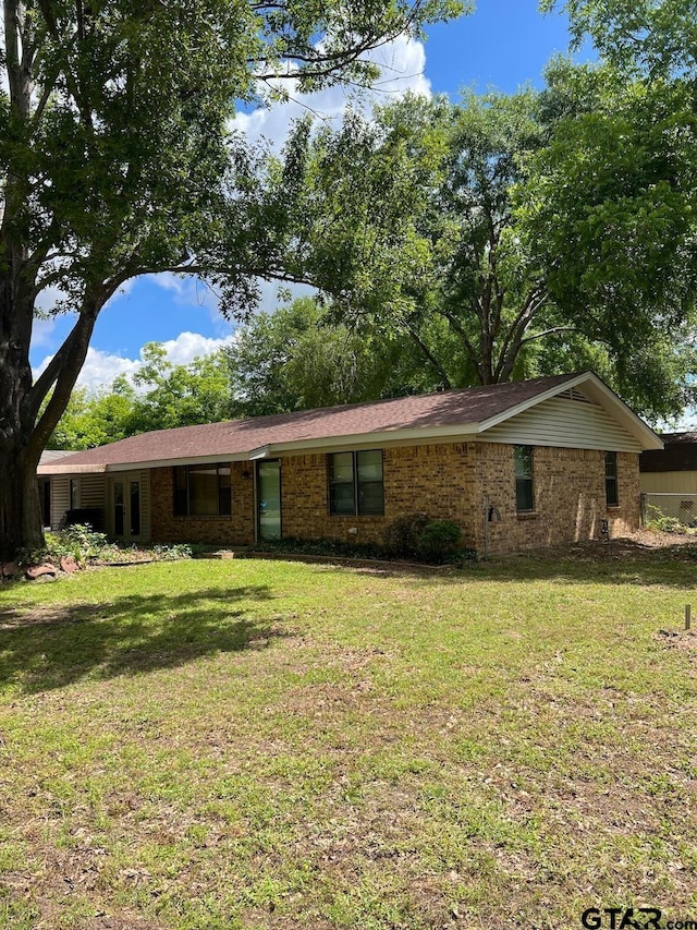 320 Bowers St, Lindale, TX 75771 - photo 2