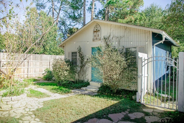 view of outbuilding