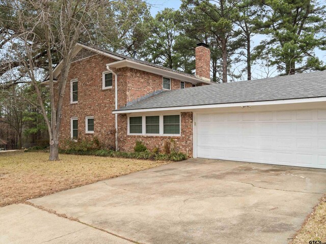 2808 Tryon Rd, Longview, TX 75605 - view of front of property with a garage
