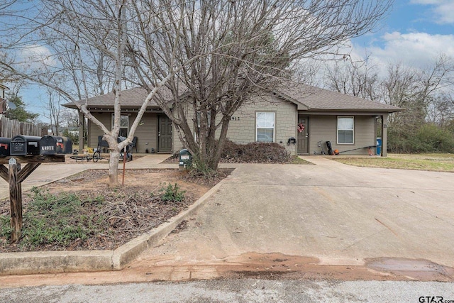 1901 Meadowgreen, Kilgore, TX 75662 - photo 12