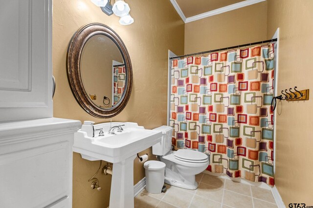 3631 River Oaks Ct, Tyler, TX 75707 - full bath featuring toilet, ornamental molding, tile patterned flooring, and a shower with curtain
