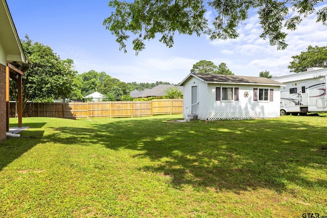 5513 Bostick Dr, Tyler, TX 75707 - view of yard featuring an outdoor structure